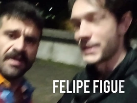 Felipe figueira e fernando brutto trepam gostoso no meio da rua. completo no red